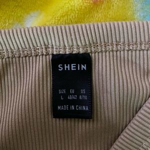 Never worn• From SHEIN• size L (large) 💕